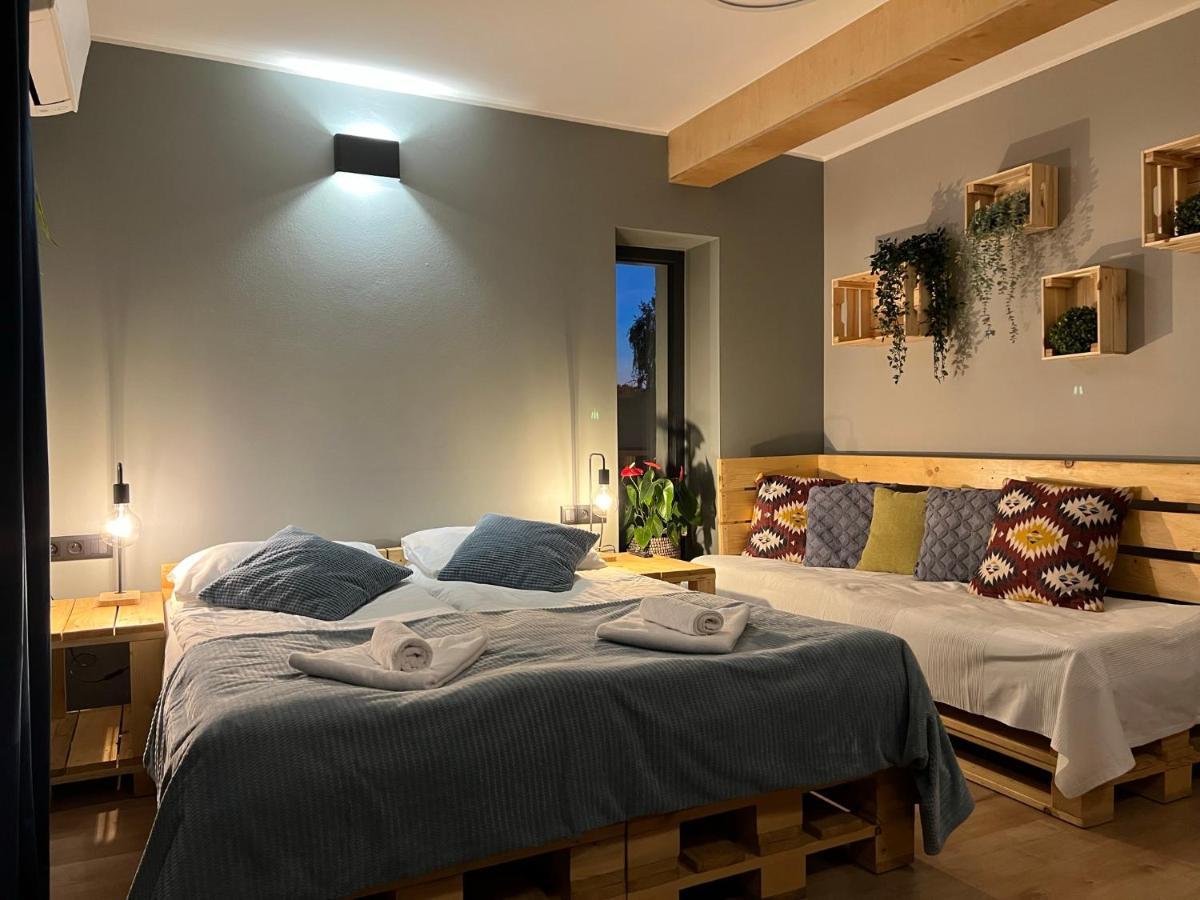 H&G Boutique Apartments Oswiecim Bagian luar foto
