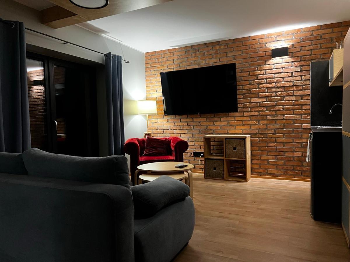 H&G Boutique Apartments Oswiecim Bagian luar foto