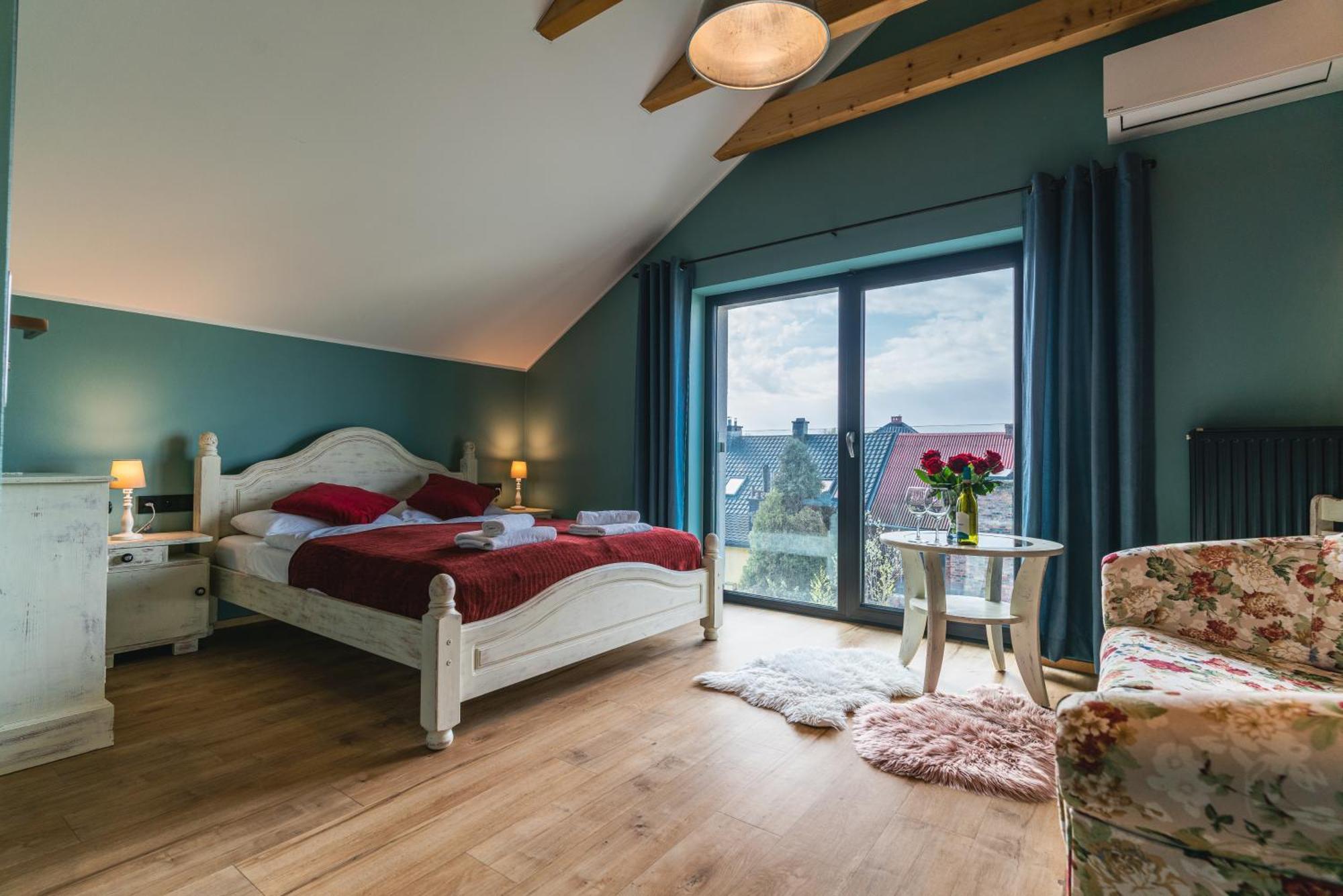 H&G Boutique Apartments Oswiecim Bagian luar foto