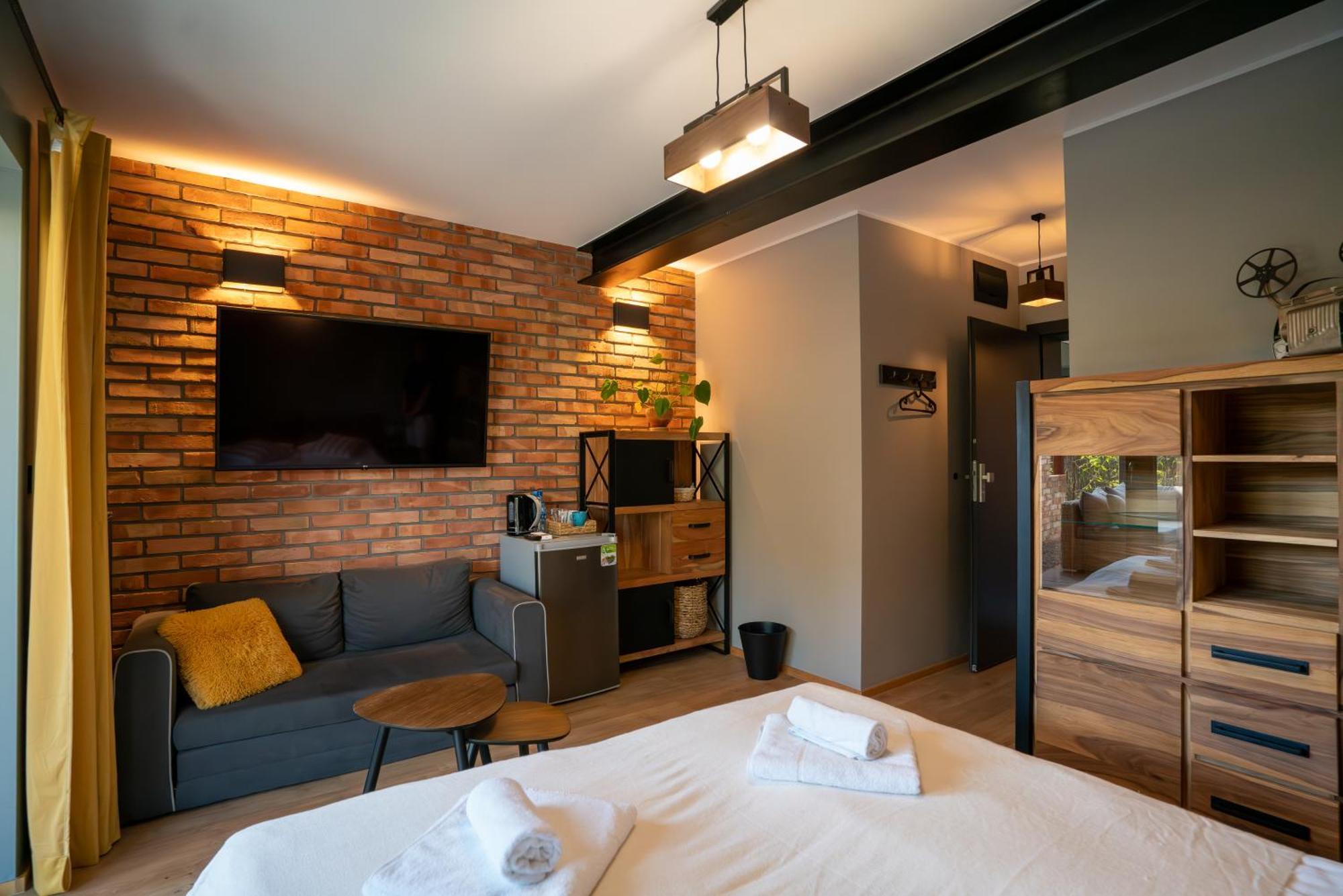 H&G Boutique Apartments Oswiecim Bagian luar foto